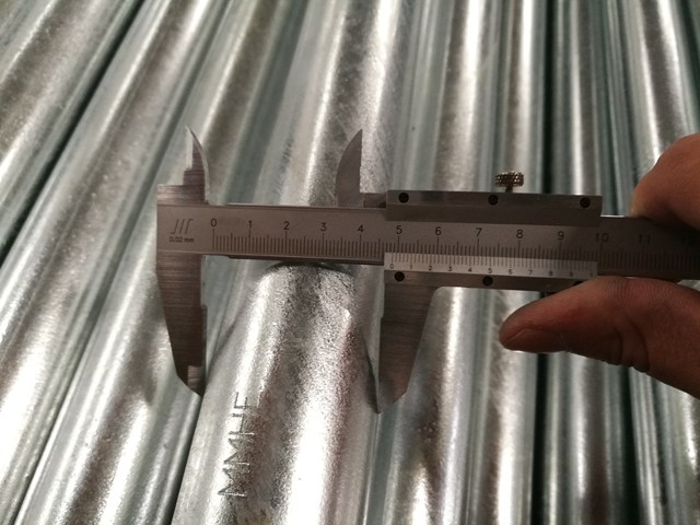 Mainit na Dip Galvanized Ringlock Scaffolding Diagonal Brace